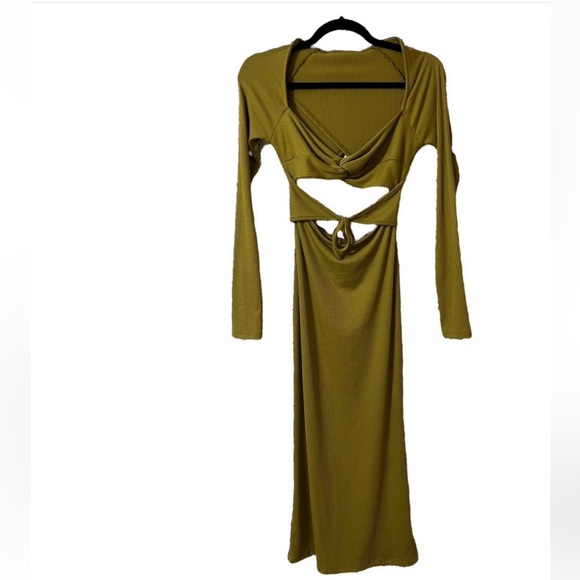 Green Cutout Bodycon Dress - Picture 3 of 3